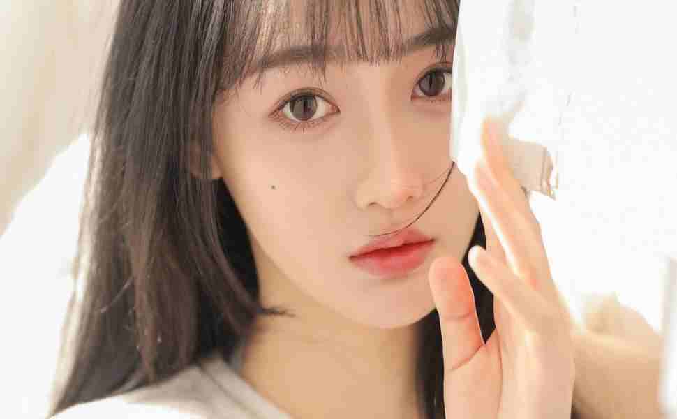 西瓜从六楼扔下竟完好无损，雷军说的“防弹涂层”到底是什么？